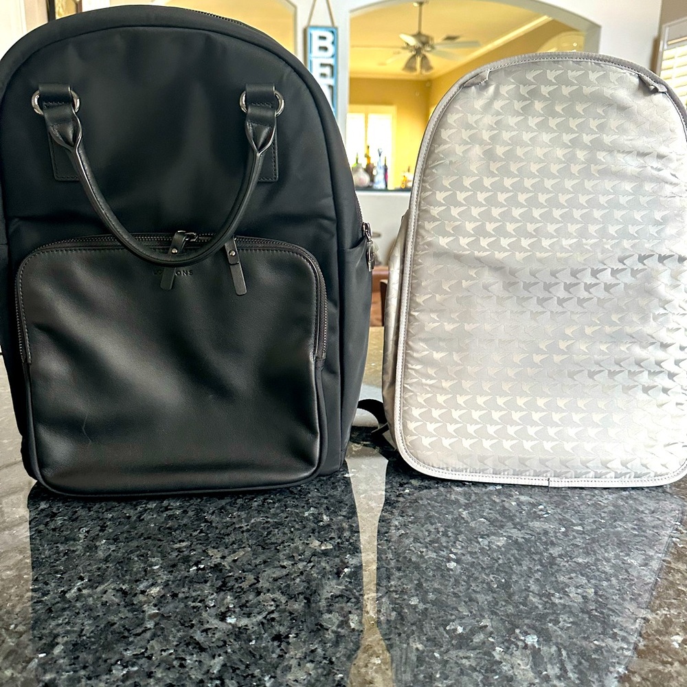 Rowledge women’s backpack from Lo & Sons in black w/grey and gunmetal